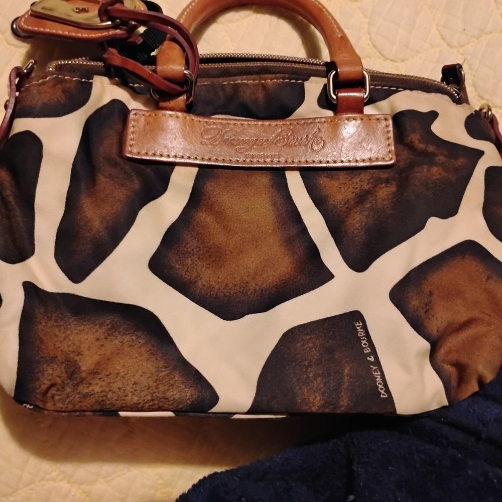 Handbag - Picture 2 of 2